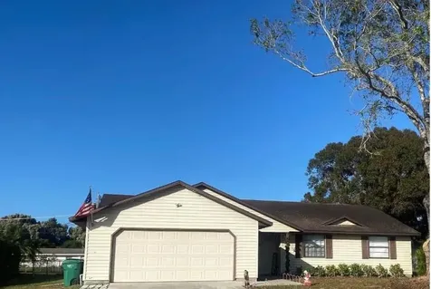 2807 S 27th Street Fort Pierce FL 34981