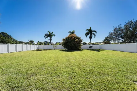 6024 Nw Favian Avenue Port Saint Lucie FL 34986