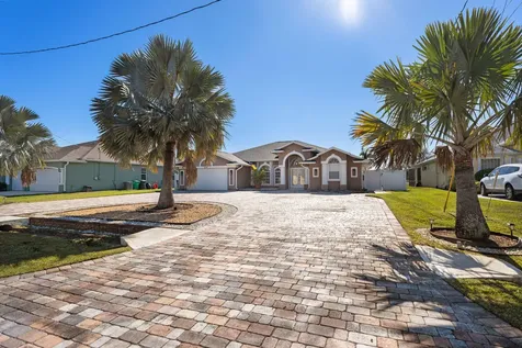 6024 Nw Favian Avenue Port Saint Lucie FL 34986