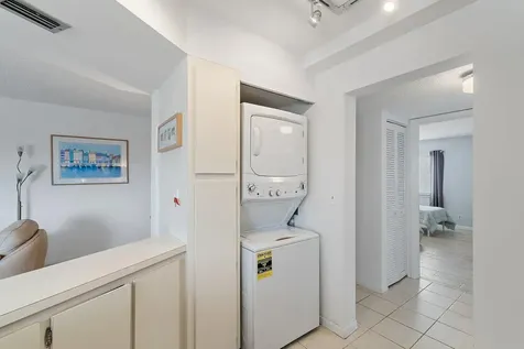 1605 S Us Highway 1 Jupiter FL 33477