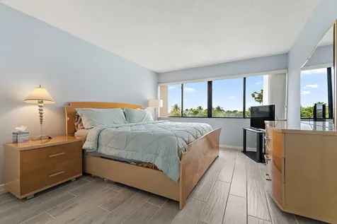 1605 S Us Highway 1 Jupiter FL 33477