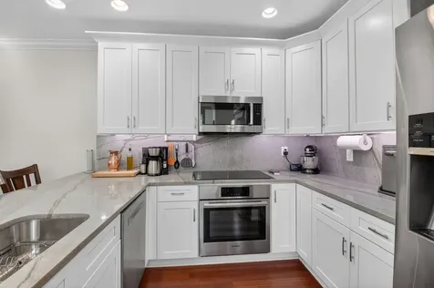 1037 W Heritage Club Circle Delray Beach FL 33483