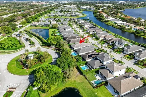 2928 Gin Berry Way West Palm Beach FL 33401
