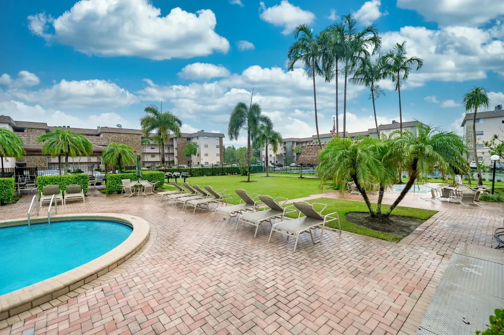 8141 Sw 24th Court Davie FL 33324