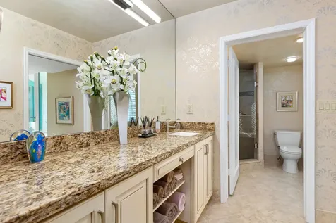 100 Se 5th Avenue Boca Raton FL 33432