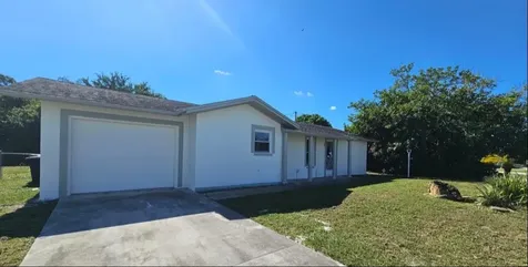 592 Sw Banks Terrace Terrace Port Saint Lucie FL 34953