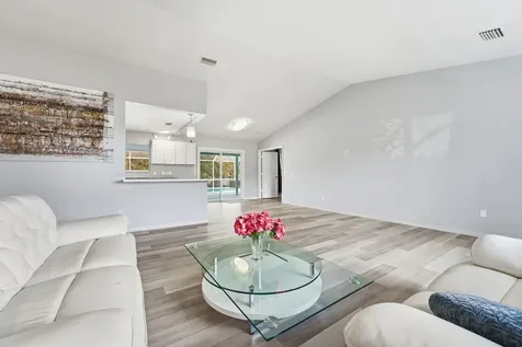 127 Ne Naranja Avenue Port Saint Lucie FL 34983
