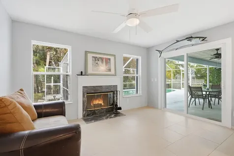 127 Ne Naranja Avenue Port Saint Lucie FL 34983