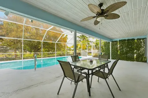 127 Ne Naranja Avenue Port Saint Lucie FL 34983