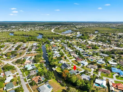 127 Ne Naranja Avenue Port Saint Lucie FL 34983