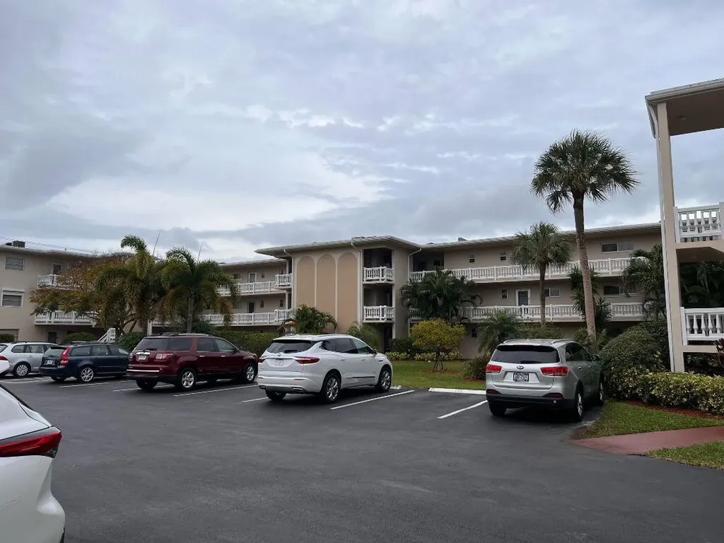 2811 S Garden Drive Lake Worth FL 33461