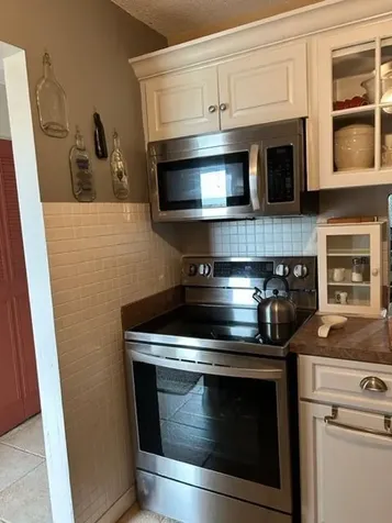 2811 S Garden Drive Lake Worth FL 33461