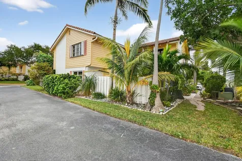 170 Seabreeze Circle Jupiter FL 33477