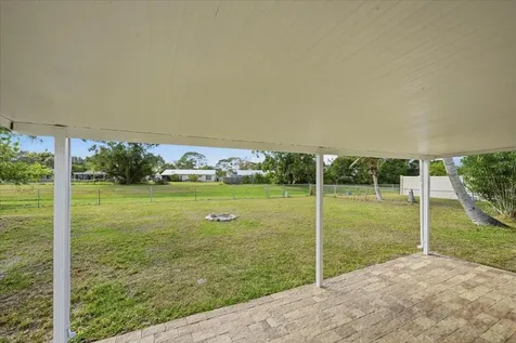 1969 Se Redwing Circle Circle Port Saint Lucie FL 34952