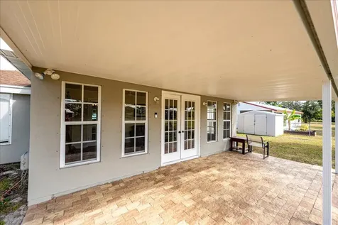 1969 Se Redwing Circle Circle Port Saint Lucie FL 34952