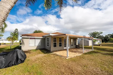1969 Se Redwing Circle Circle Port Saint Lucie FL 34952