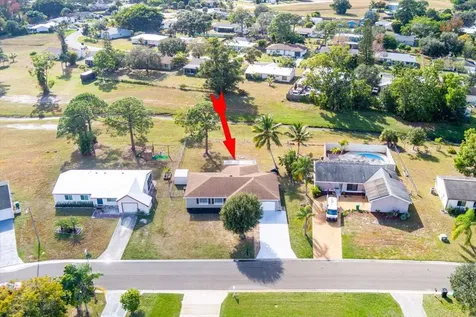 1969 Se Redwing Circle Circle Port Saint Lucie FL 34952