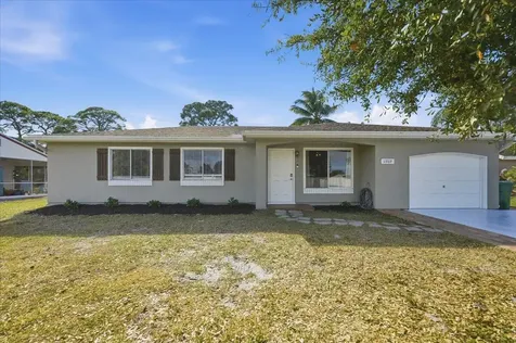 1969 Se Redwing Circle Circle Port Saint Lucie FL 34952