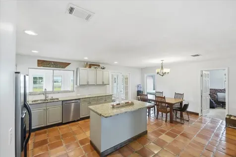 1969 Se Redwing Circle Circle Port Saint Lucie FL 34952