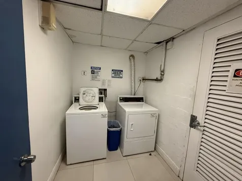 16450 Nw 2nd Avenue Miami FL 33169