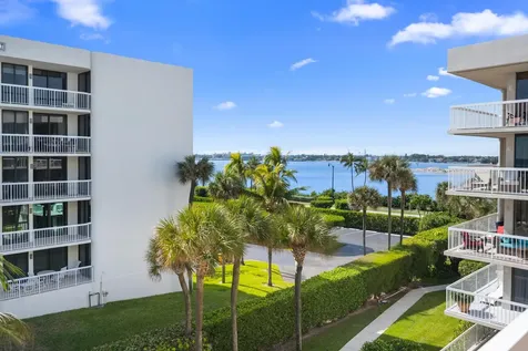 3250 S Ocean Boulevard Palm Beach FL 33480