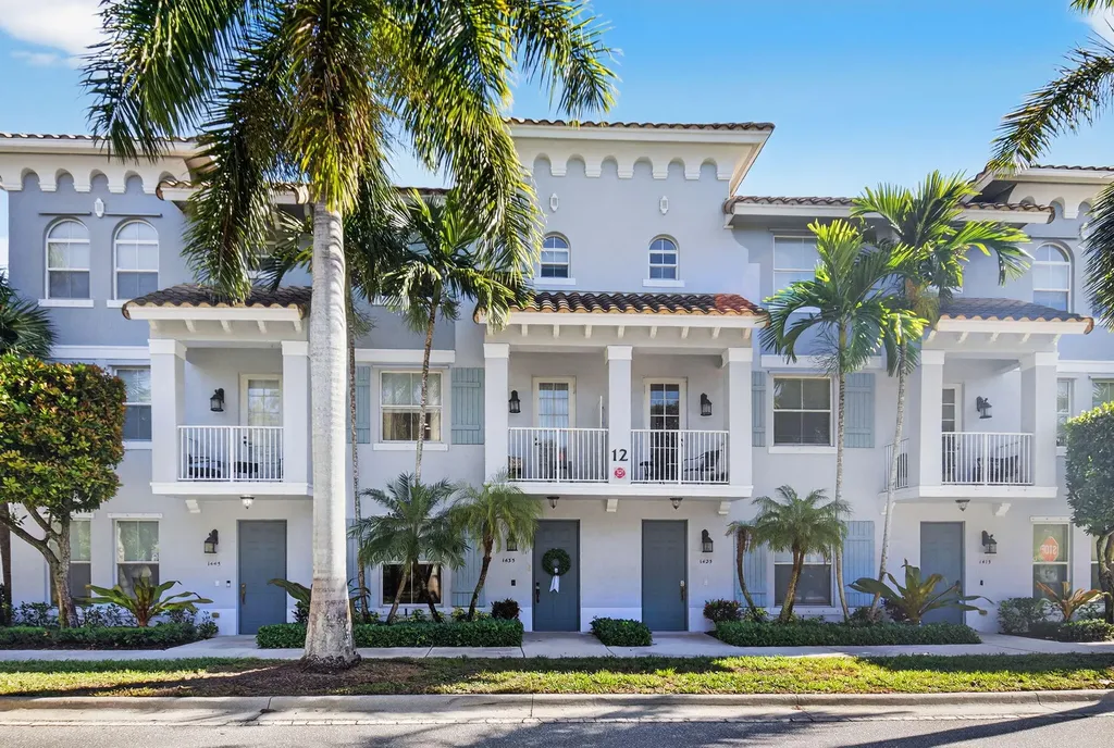 1435 Via De Pepi Boynton Beach FL 33426