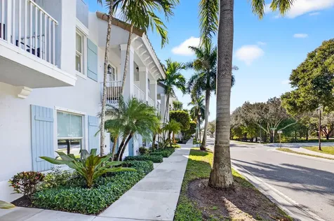 1435 Via De Pepi Boynton Beach FL 33426