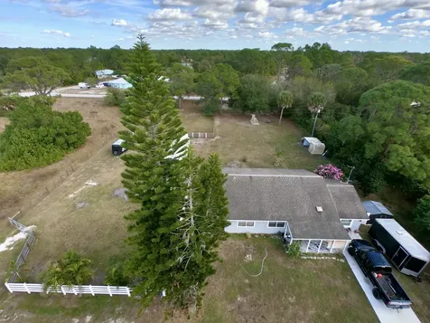 513 Serenade Terrace Lake Placid FL 33852