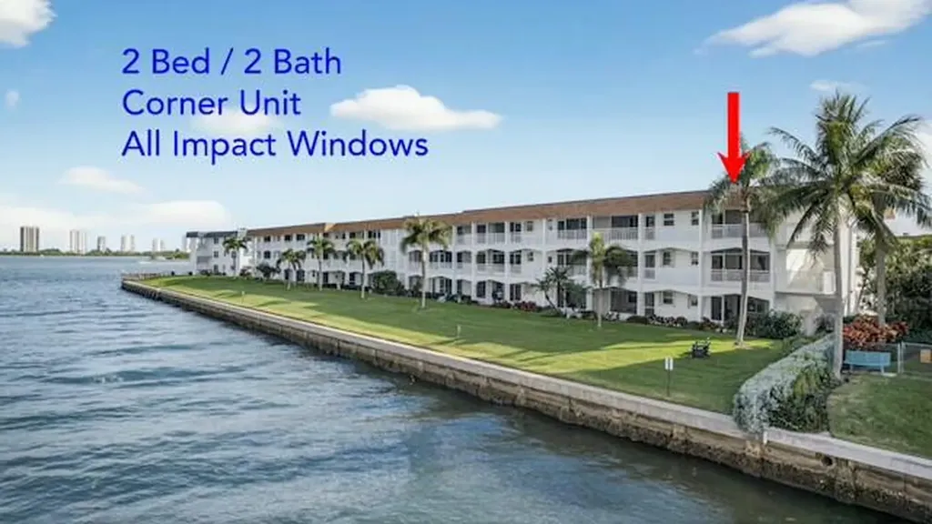 111 Shore Court North Palm Beach FL 33408