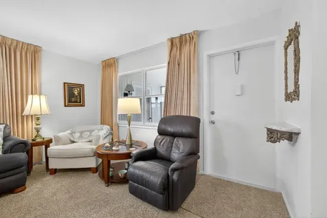111 Shore Court North Palm Beach FL 33408
