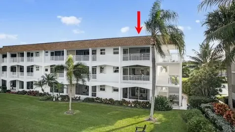 111 Shore Court North Palm Beach FL 33408