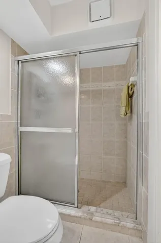 111 Shore Court North Palm Beach FL 33408