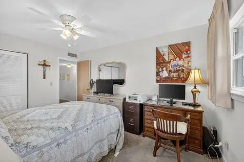 111 Shore Court North Palm Beach FL 33408