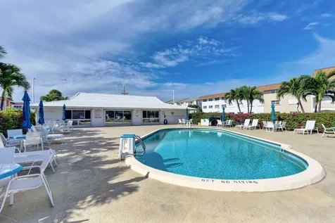 111 Shore Court North Palm Beach FL 33408