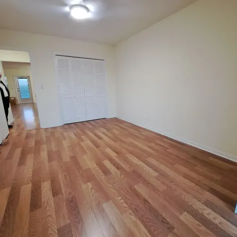 42 Waltham B West Palm Beach FL 33417