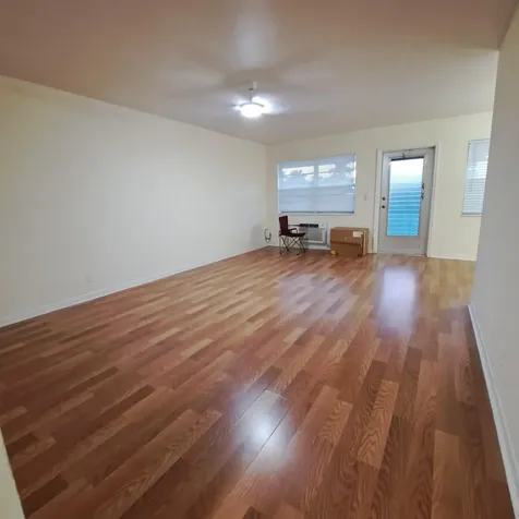 42 Waltham B West Palm Beach FL 33417