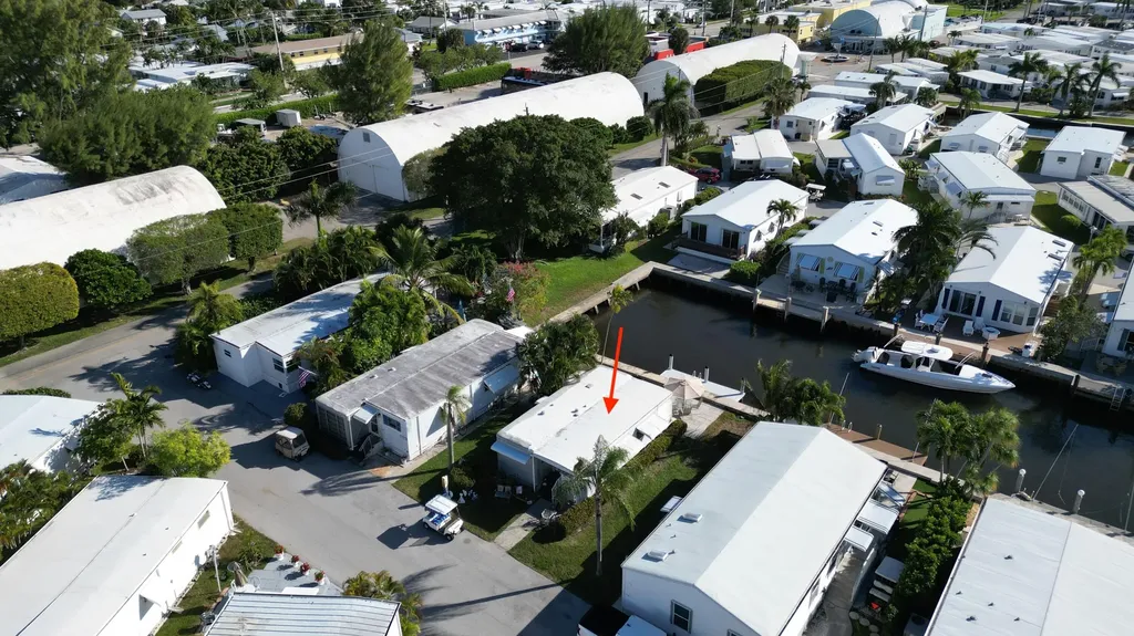 203 S Ibis Drive Briny Breezes FL 33435