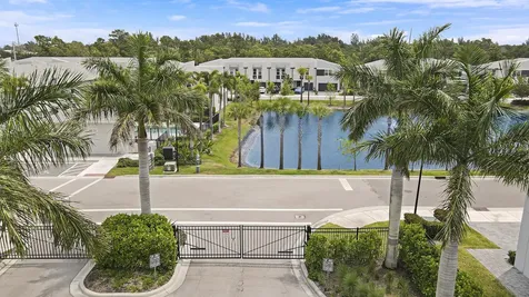 3903 Se Mentmore Lane Stuart FL 34997