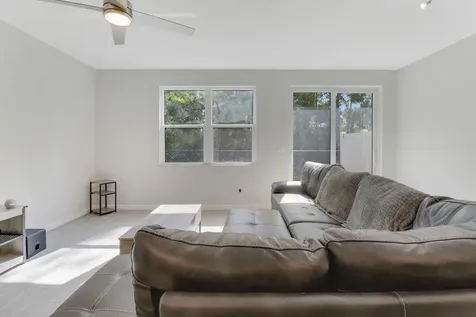 3903 Se Mentmore Lane Stuart FL 34997