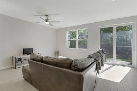 3903 Se Mentmore Lane Stuart FL 34997