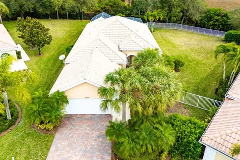 8669 Oldham Way Palm Beach Gardens FL 33412