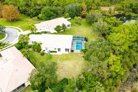 8669 Oldham Way Palm Beach Gardens FL 33412