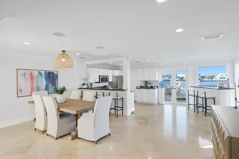 483 Pelican Way Delray Beach FL 33483