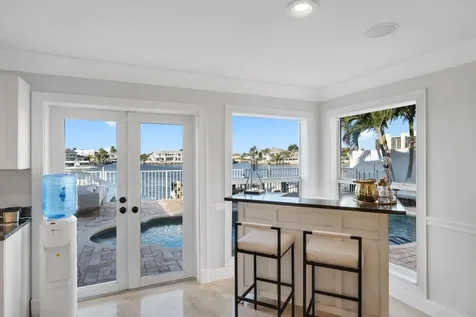 483 Pelican Way Delray Beach FL 33483