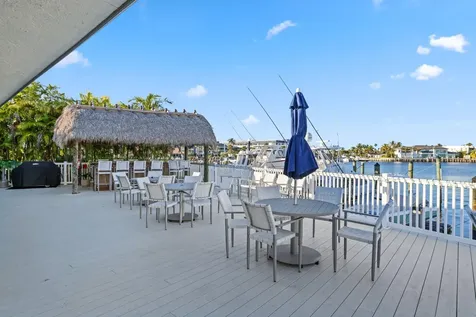 483 Pelican Way Delray Beach FL 33483