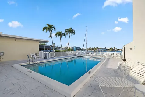 483 Pelican Way Delray Beach FL 33483