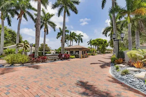 483 Pelican Way Delray Beach FL 33483