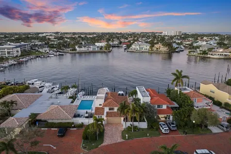 483 Pelican Way Delray Beach FL 33483