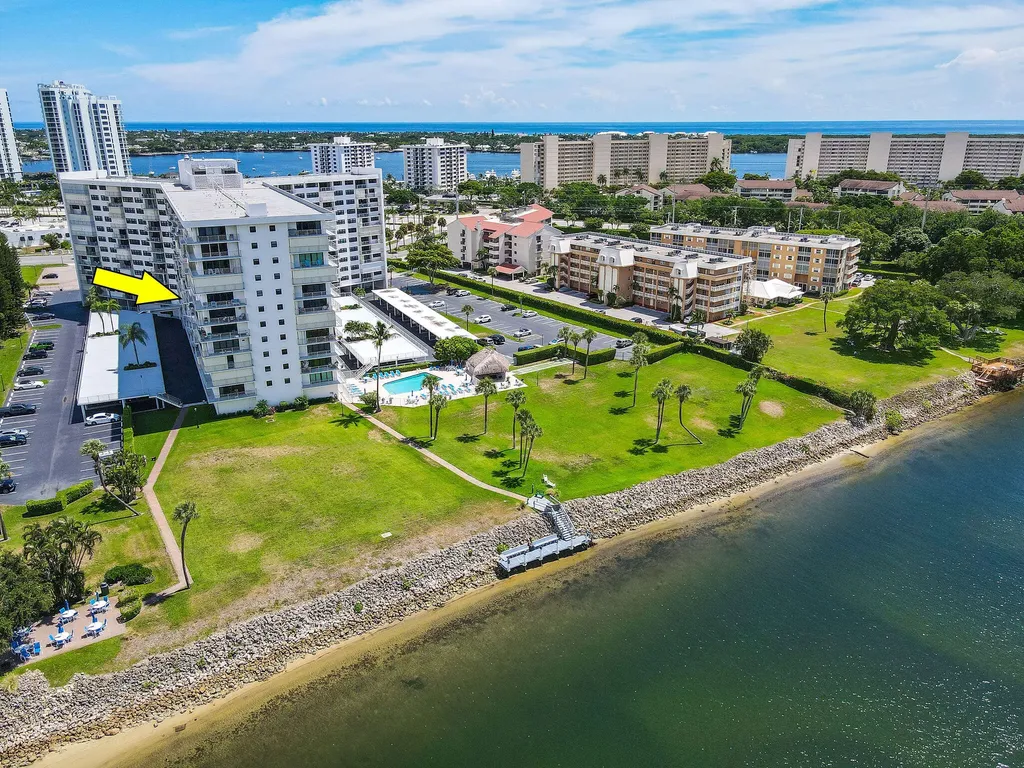 336 Golfview Road North Palm Beach FL 33408