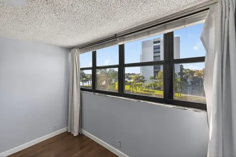 336 Golfview Road North Palm Beach FL 33408